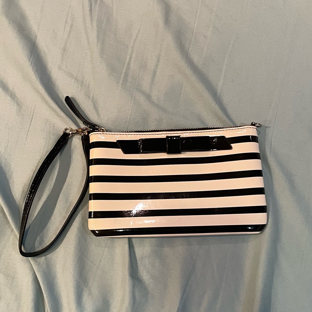 Kate Spade Wristlet - Black and White - Shiny Patent